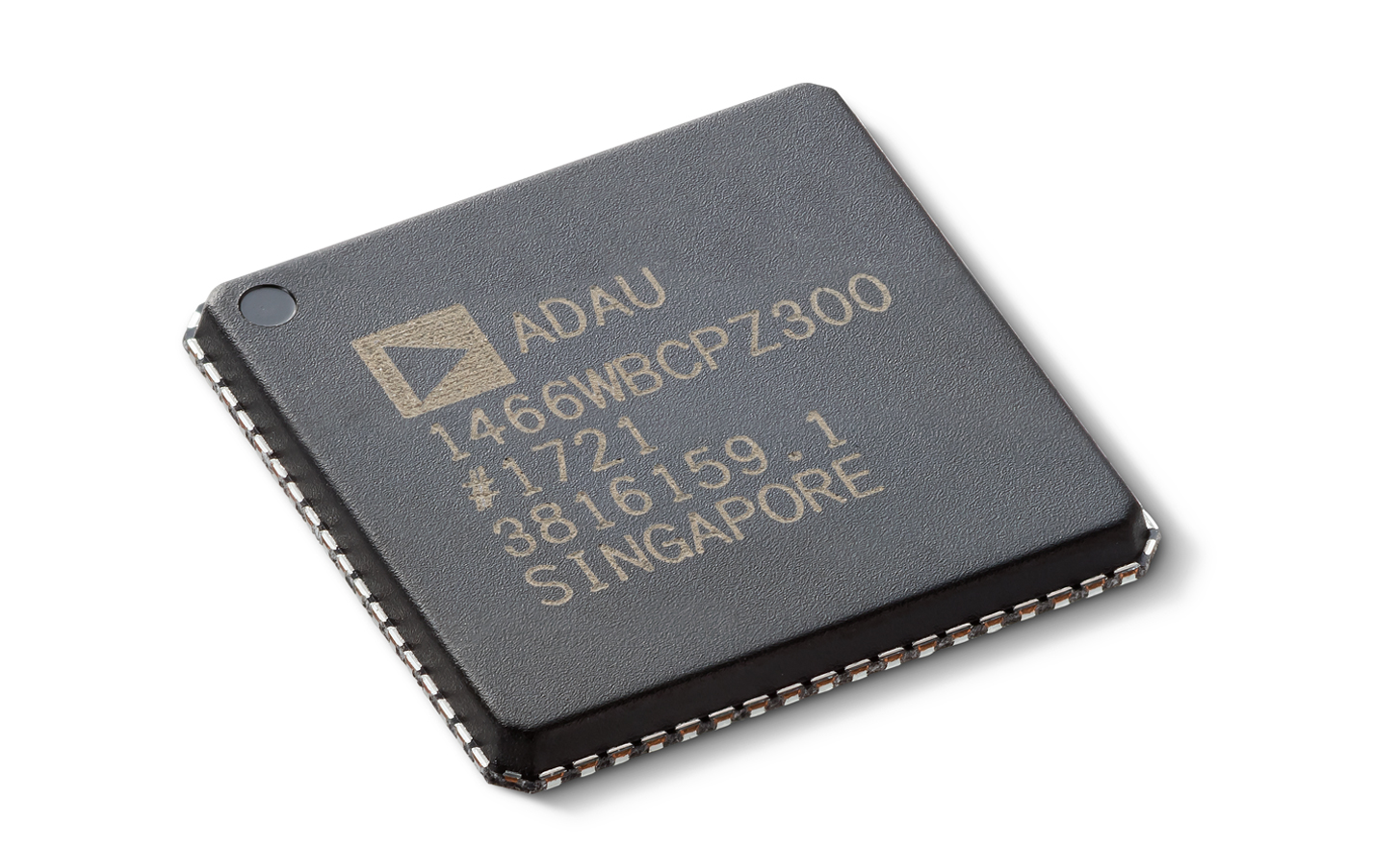 Detailní snímek čipu přehrávače XAV-9550ES na zpracování zvuku